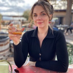 Meet your Posher, Emily